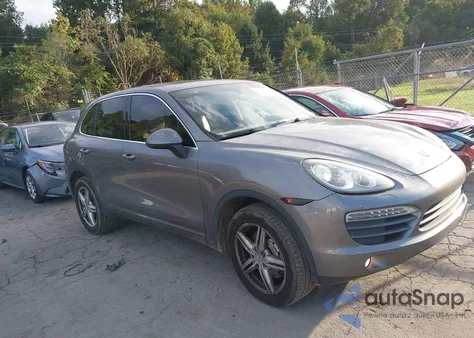 2011 Porsche Cayenne S z USA, uszkodzony, nr VIN WP1AB2A25BLA44568